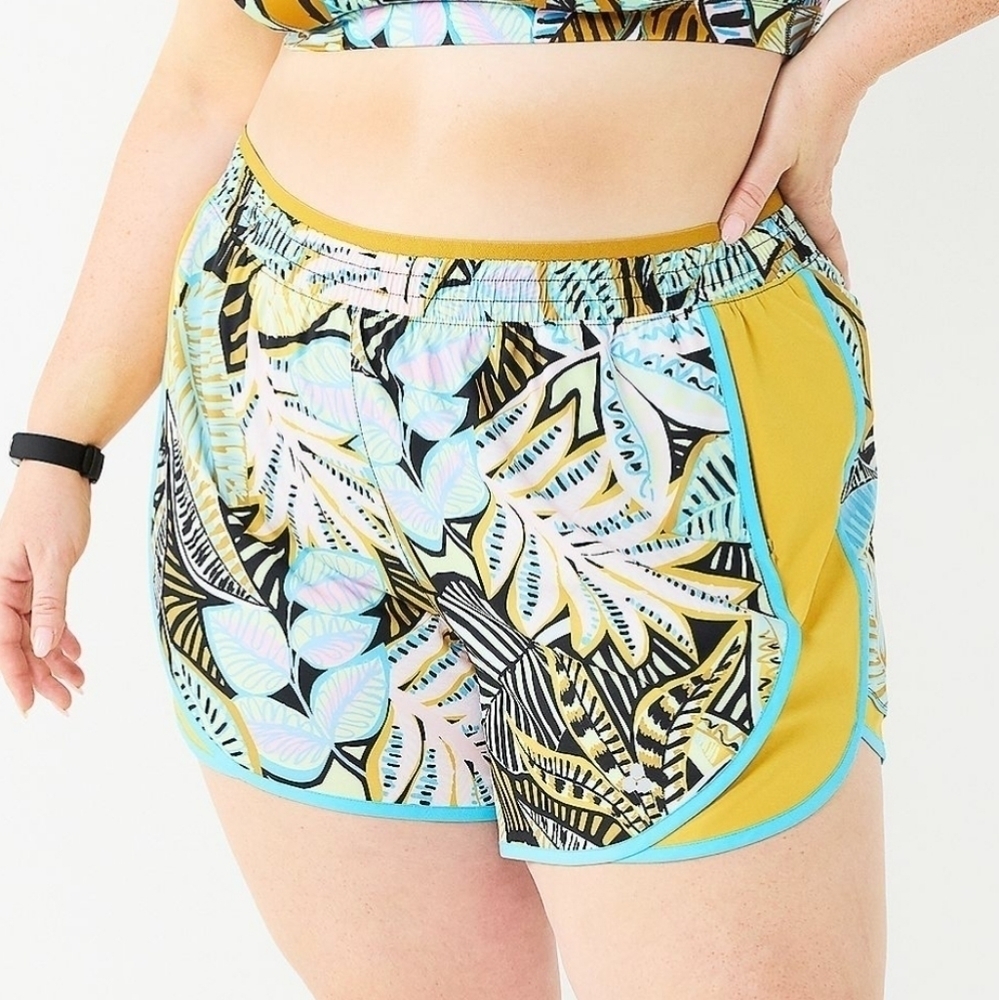 Tek Gear Women's Core 3 1/2 Inch Shorts Mint Tropical  - Size 1X